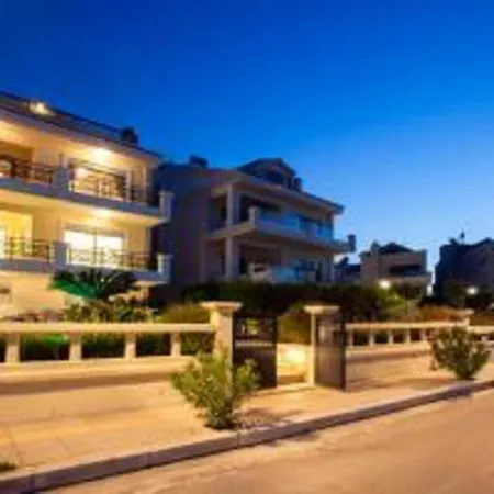 Searene Deluxe Seafront Maisonette * イキソス